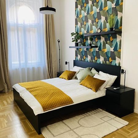 Birdie 3-Bdr Apartment Budapest Ngoại thất bức ảnh