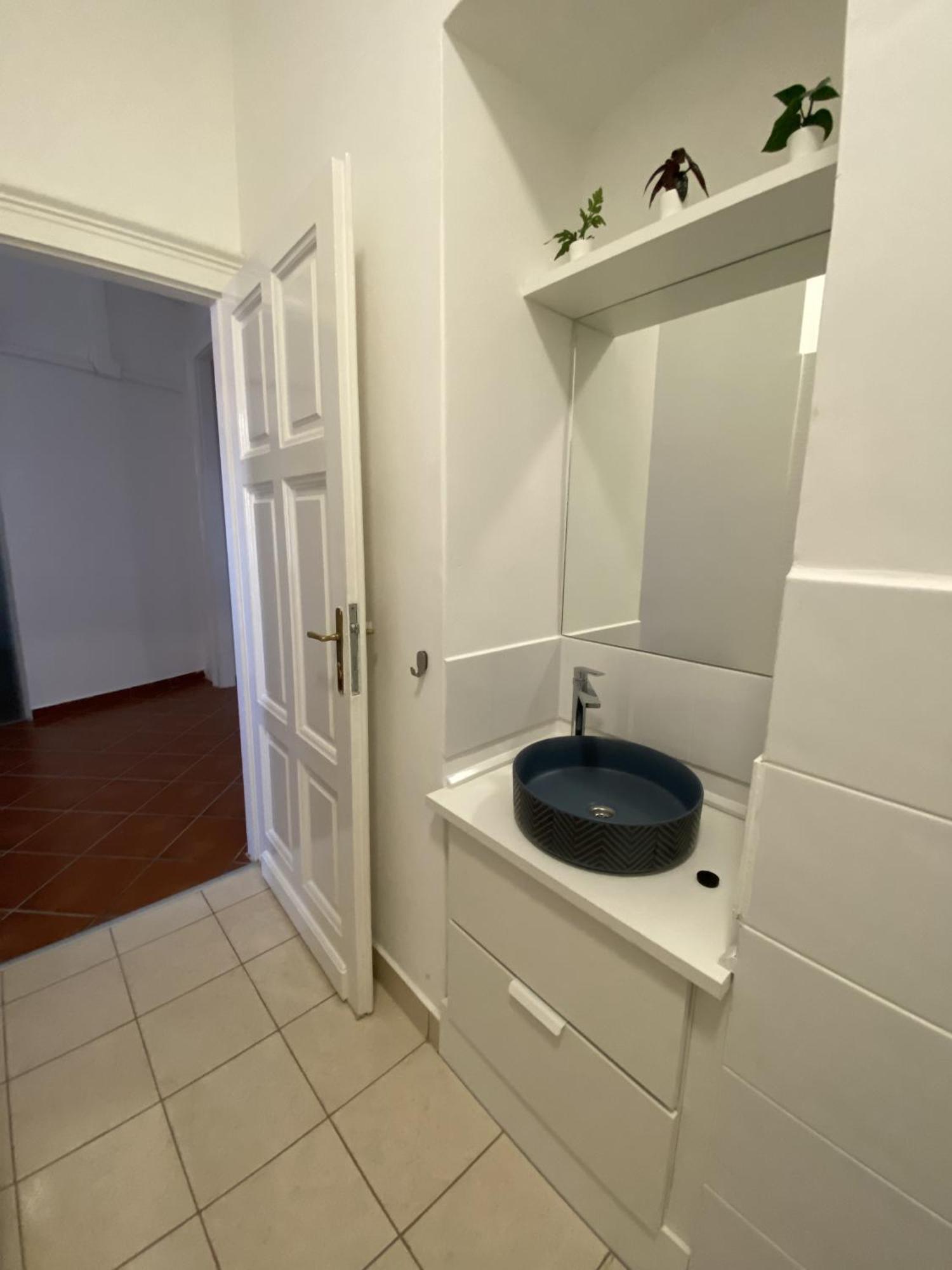 Birdie 3-Bdr Apartment Budapest Ngoại thất bức ảnh